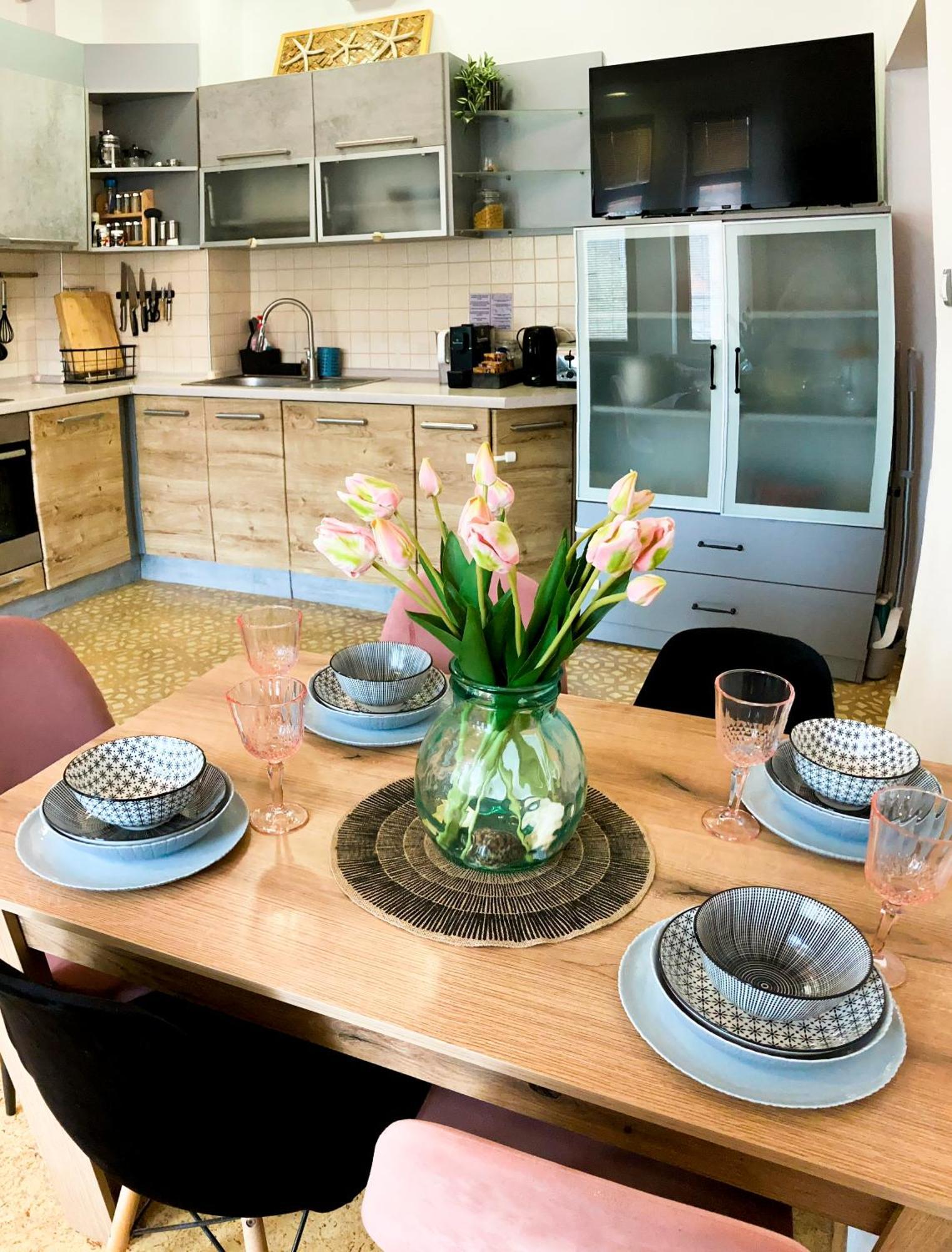 Two Bedroom Apartment -Welcome To Burgas- Top Location, Central Station, Main Walking Street, Sea Garden, Near The Beach Luaran gambar